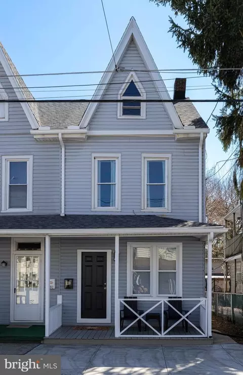 330 E Weidman St, Lebanon, PA 17046
