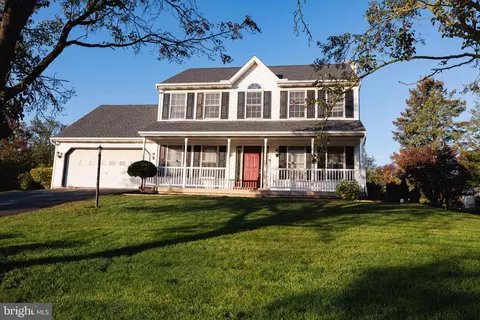 25 Hetrick Ct, Palmyra, PA 17078