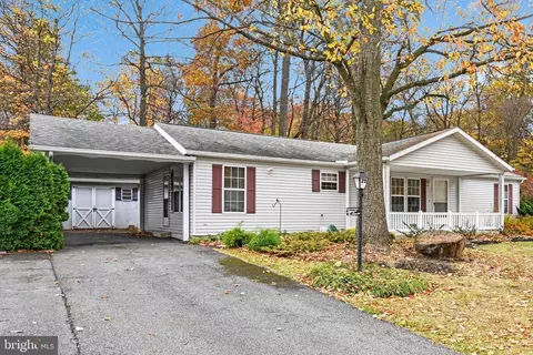 20 Aspen Dr, Manheim, PA 17545