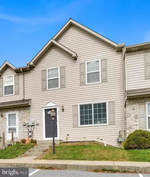 76 Laurel Dr, Myerstown, PA 17067
