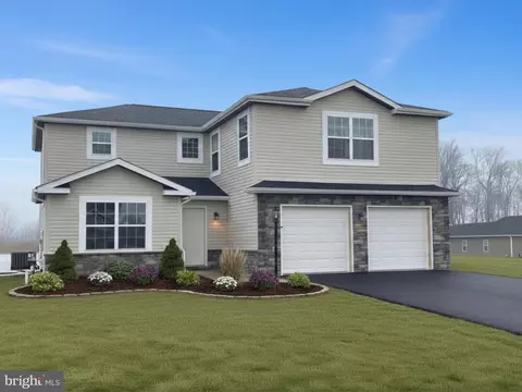 305 Jasmine Dr, Lebanon, PA 17042