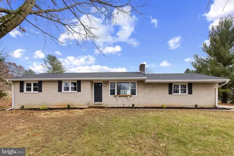 262 Kathy Ct, Lebanon, PA 17042