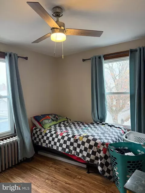 Bedroom - 425 E Maple St, Palmyra, PA 17078 photo 5 of 5