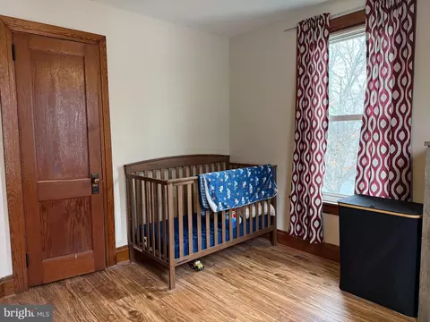 Bedroom - 425 E Maple St, Palmyra, PA 17078 photo 2 of 5