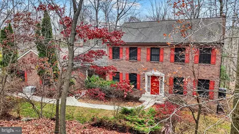 1815 Larch Cir, Lebanon, PA 17042