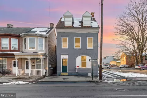 521 N 10th St, Lebanon, PA 17046