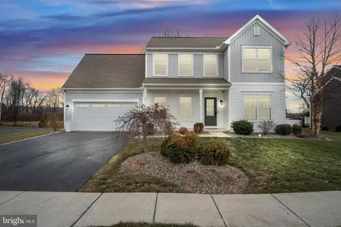 168 Parkside Dr, Annville, PA 17003
