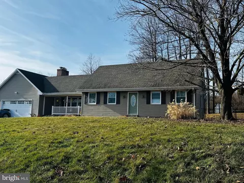 13 Moritz Dr, Lebanon, PA 17046
