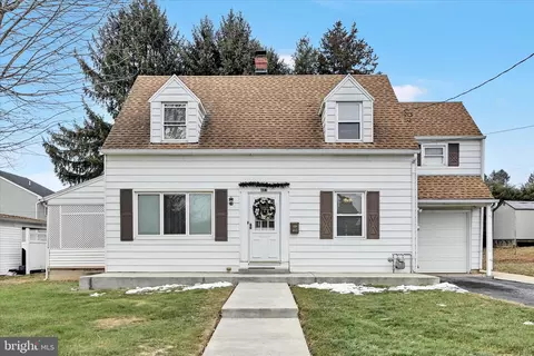 483 Beechwood Ave, Lebanon, PA 17042