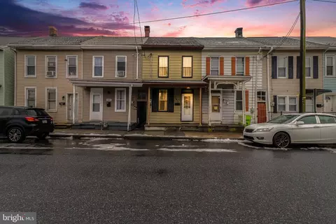 1034 Guilford St, Lebanon, PA 17046