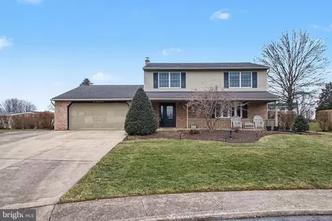 110 Carriage Ct L-0134, Palmyra, PA 17078