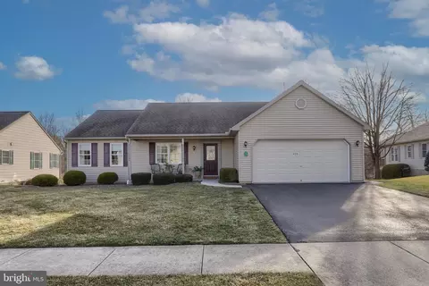 111 Arbor Dr, Myerstown, PA 17067
