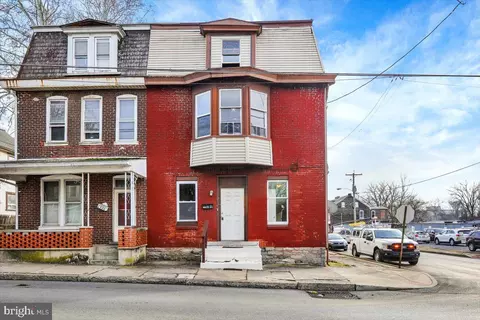 1328 Lehman St, Lebanon, PA 17046