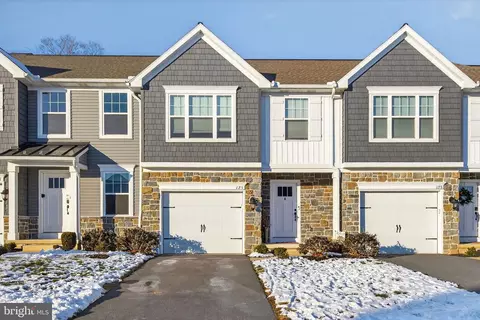 125 Beech Tree Ct, Annville, PA 17003