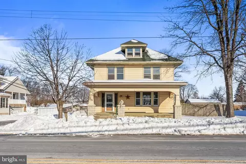 2723 Horseshoe Pike, Palmyra, PA 17078