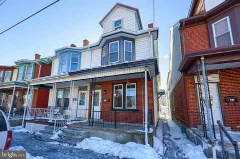 44 Lehman St, Lebanon, PA 17046