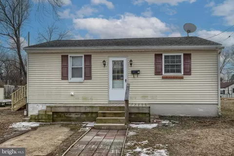 820 N 9th St, Lebanon, PA 17046