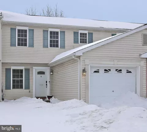 122 Lighthouse Dr, Jonestown, PA 17038