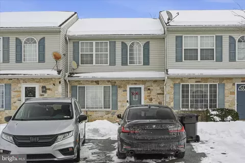 207 Riders Way L-0032, Lebanon, PA 17042