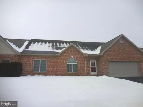52 Hickory St, Palmyra, PA 17078