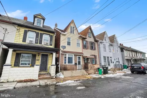 321 E Weidman St, Lebanon, PA 17046