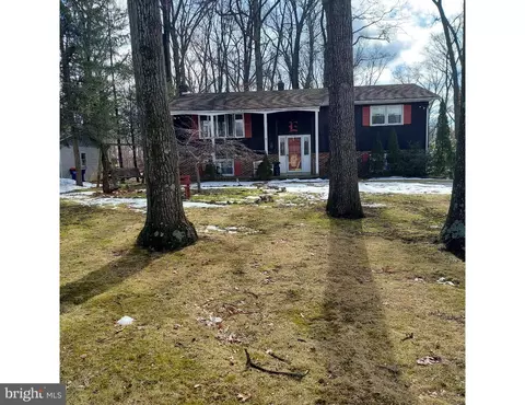 68 Eisenhauer Rd, Myerstown, PA 17067