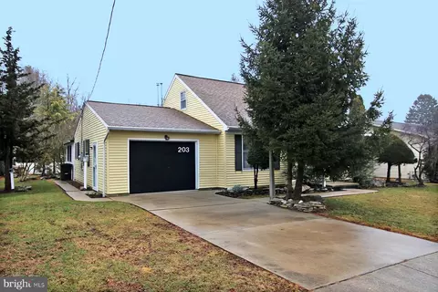 203 Elm St, Lebanon, PA 17042