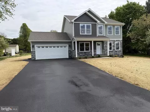 158 N Fisher St, Jonestown, PA 17038