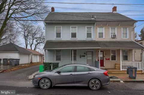 454 E Weidman St, Lebanon, PA 17046