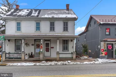 302 W Main St, Annville, PA 17003