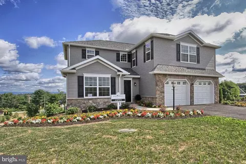 241 Gardenia Ln #LOT 16, Lebanon, PA 17042