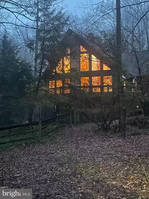 506 Hemlock Ln, Lebanon, PA 17042