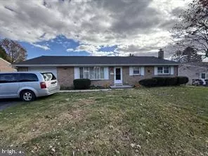 1140 Cedar Crest Dr, Lebanon, PA 17046