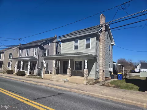 135 E Main St, Richland, PA 17087