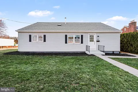 140 N Prince St, Palmyra, PA 17078