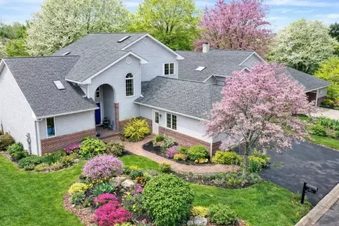 725 Brookside Ln, Lebanon, PA 17042