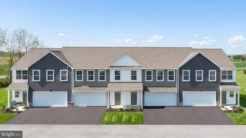 138 Foundry Ln, Lebanon, PA 17042