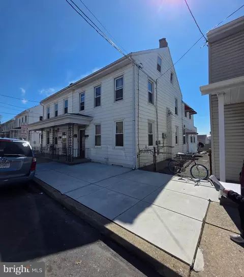 528 Maple St, Lebanon, PA 17046