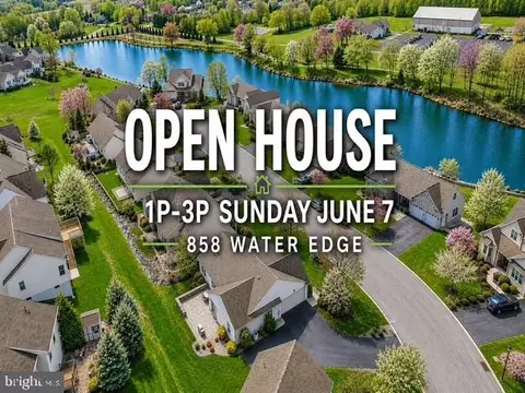 858 Water Edge Ct, Lebanon, PA 17046