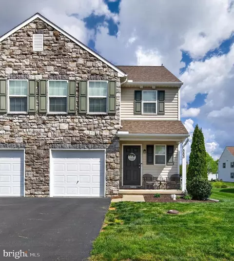 553 Brookwood Dr, Palmyra, PA 17078