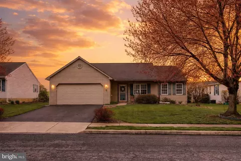 47 Arbor Dr, Myerstown, PA 17067