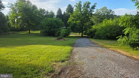993 Mount Wilson Rd, Lebanon, PA 17042