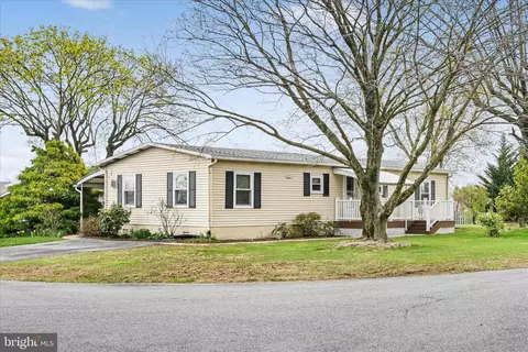 29 Carol Ann Dr, Lebanon, PA 17046