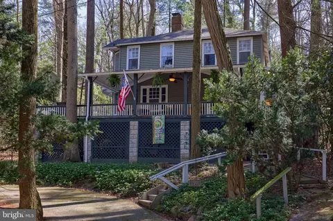 210 Harvard Ave, Mount Gretna, PA 17064
