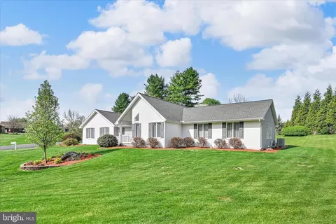 187 Tice Ln, Lebanon, PA 17042