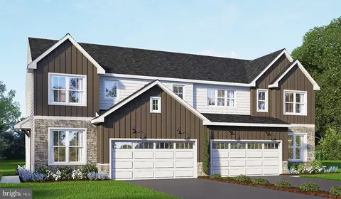 44 Canterbury Ln, Annville, PA 17003