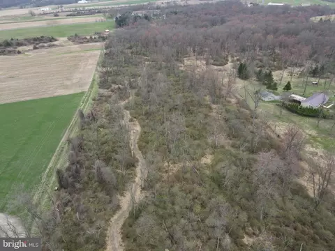 440 E Patrick Rd, Palmyra, PA 17078 photo 5