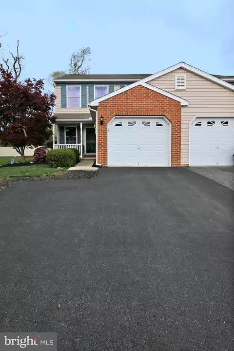 21 Beverly Dr, Myerstown, PA 17067