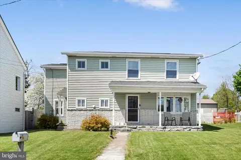 547 W Main Ave, Myerstown, PA 17067