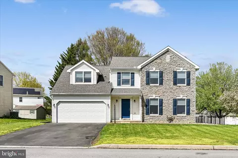 430 Oak Ln, Palmyra, PA 17078